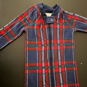 Hanna Andersson holiday navy plaid pajamas